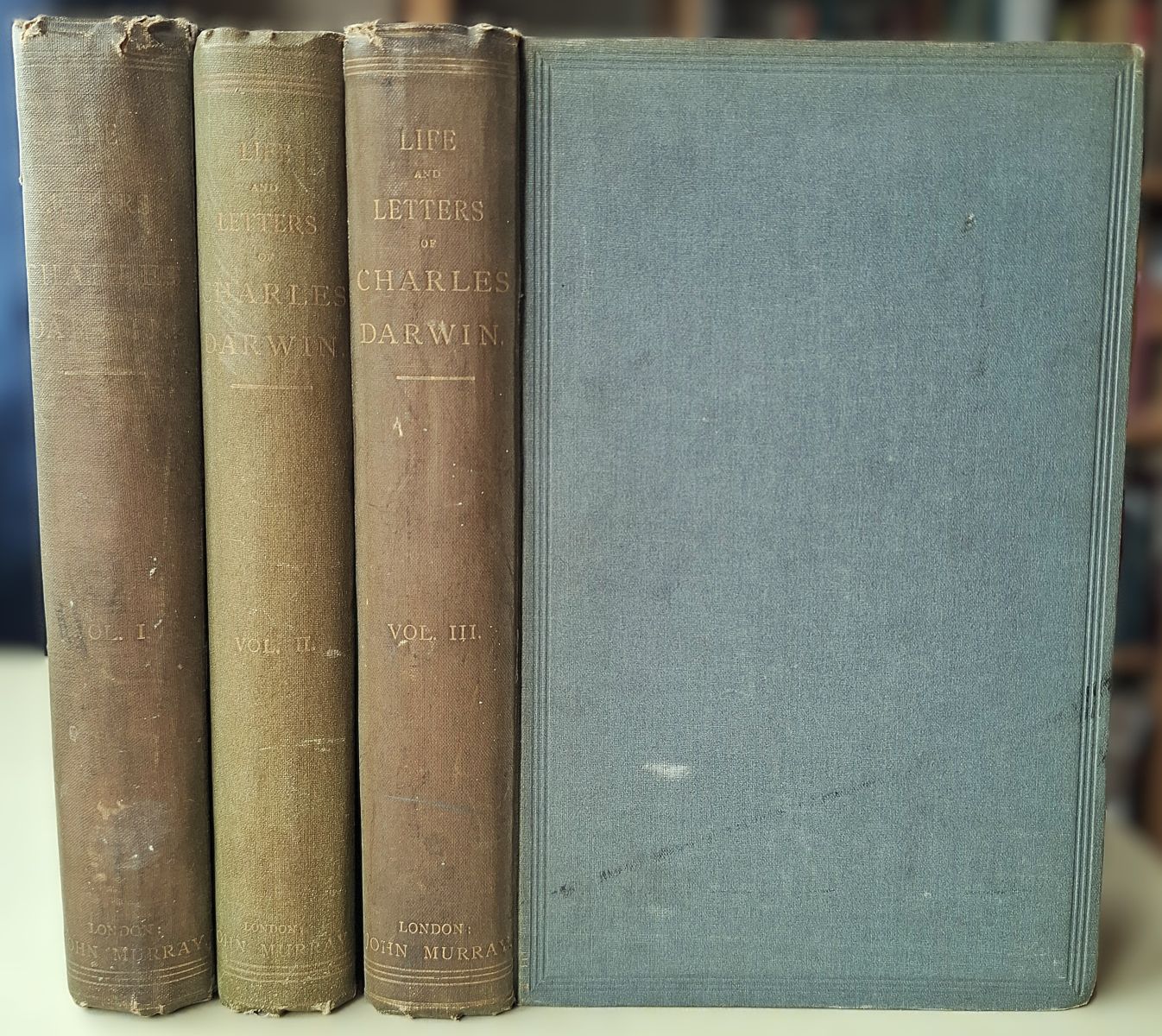The Life and Letters of Charles Darwin, including an autobiographical chapter.