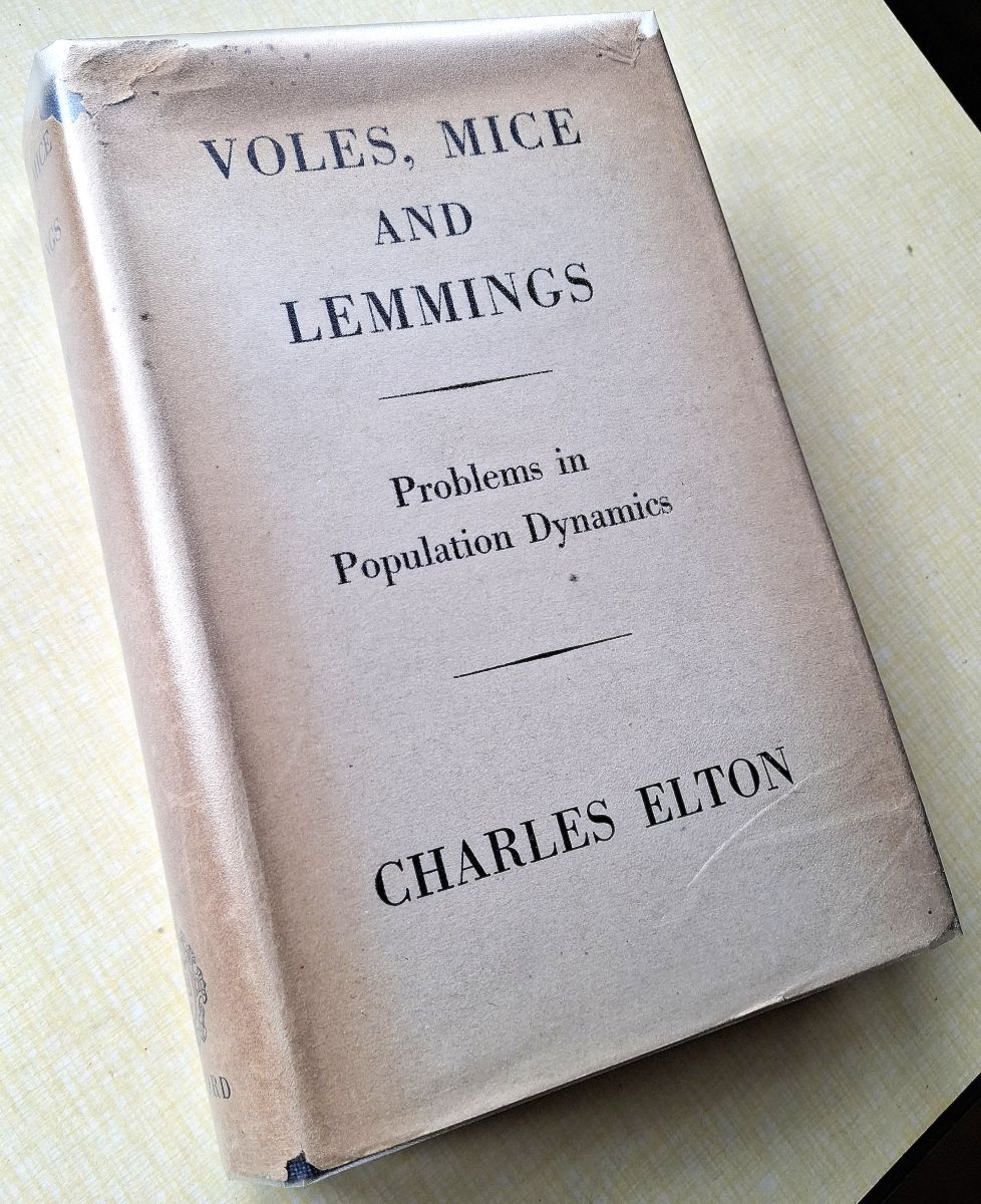 Voles, Mice and Lemmings - problems in population dynamics [Richard Fitter's copy)
